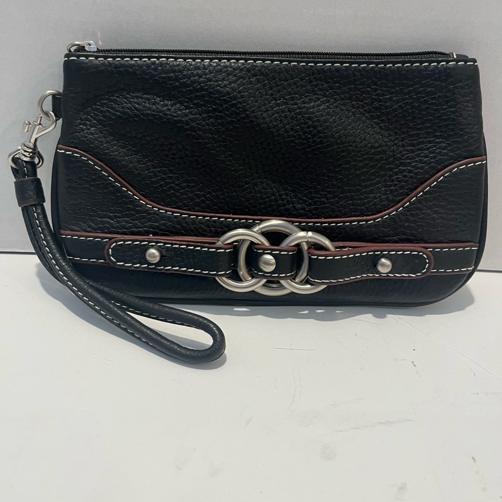 Wilson’s Leather Elegant Black Leather Wristlet